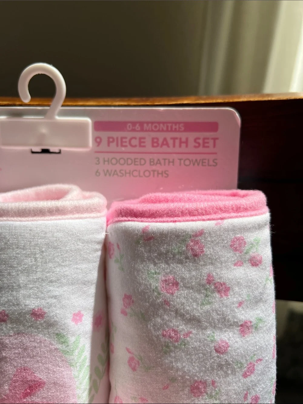 LITTLE CELEBRITY NWT 9-Piece Baby Bath Set Sweet Pastel Pink/White Color Scheme